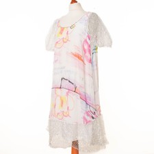 Robe à manches courtes