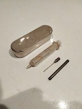 Seringue Ancienne En Verre