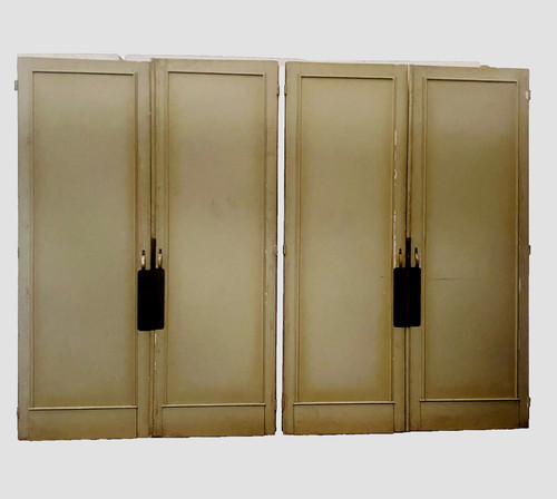Suite quatre portes de - de,