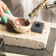  Creuset De Fusion Des Métaux