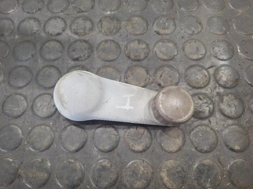 Poignée léve glace avant - léve-glace,