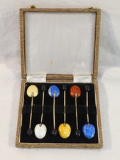 6 cuilleres a Moka en ARGENT