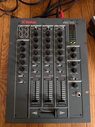 Table mixage vintage 3 - table, dj