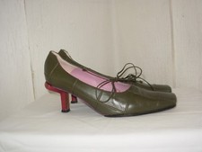 UAD MEDANI Escarpins cuir vert P.38 (chausse 38/38,5)