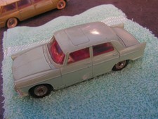 Collection dinky toys 553, peugeot 404