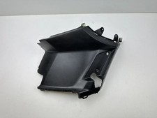 CACHE PLASTIQUE GAUCHE PEUGEOT KISBEE 50 2T 2013-2017