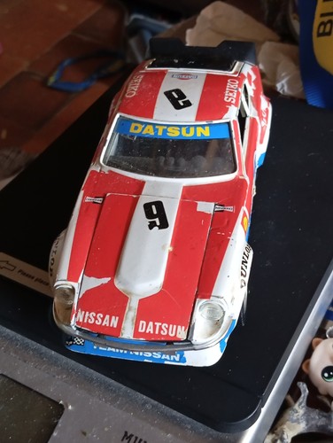 Datsun 240 burago - ,