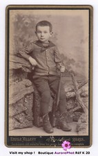 CDV ALLEVY à PARIS : JEUNE GARÇON AVEC SON JOUET FUSIL CARABINE, TOY, GUN -K20