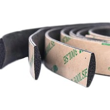 Joint en caoutchouc adhésif