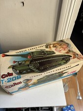 Tank T-206 CLIM lanza ventosas