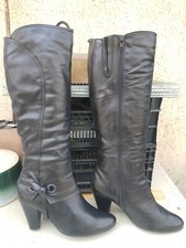 BOTTES NOIRES OCCASION BON ETAT GÉNÉRAL POINTURE 38 LAUREANA