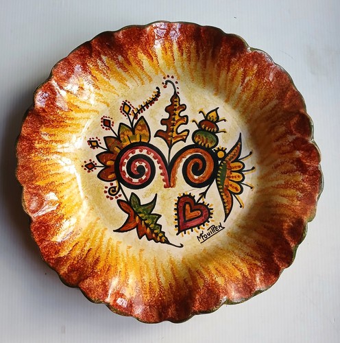 Assiette polylobée de - polylobée,