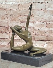 Signée Milo Européenne