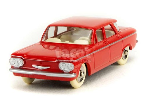 Chevrolet corvair 1961 dinky - chevrolet,