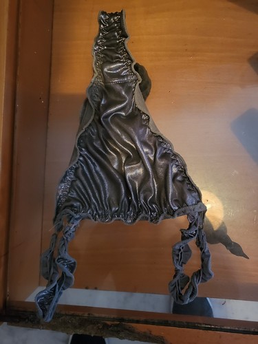 String femme - string,