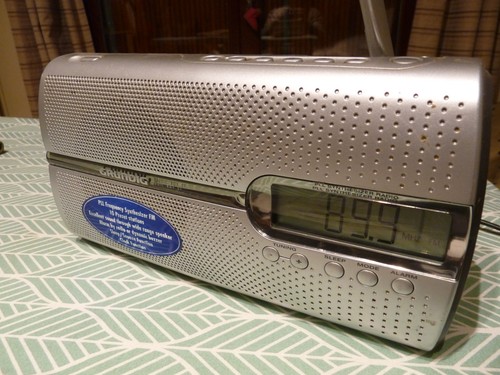 Radio réveil portable - radio-rÉveil, fm