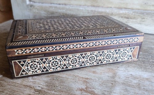 Ancienne boite marqueterie - boite,