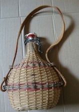 Ancienne gourde de pèlerin