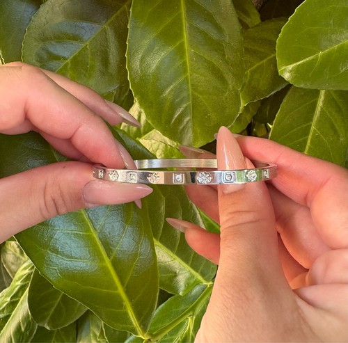 Jonc argenté avec strass - , en