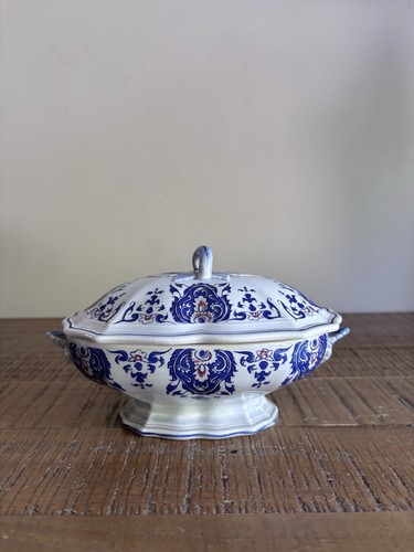 Ancienne petite soupiere - petite, /