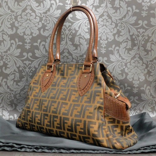 Sac main bandoulière fendi - à,