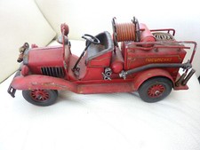 jouet ancien -  voiture  de Pompier -  en tôle -   38cmx14cm Ht 16,5cm  -  1500g
