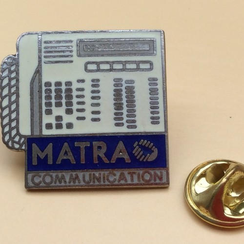 Pin folies telephone - pin's,