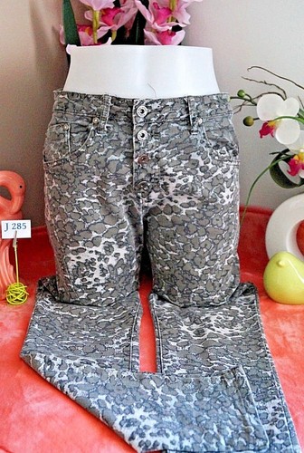 Vêtement occasion femme - ,