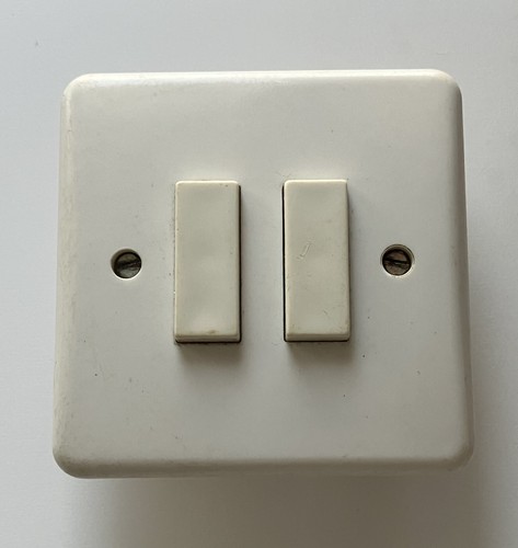 Interrupteur poussoir double - interrupteur,