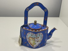 Pot à lait en porcelaine