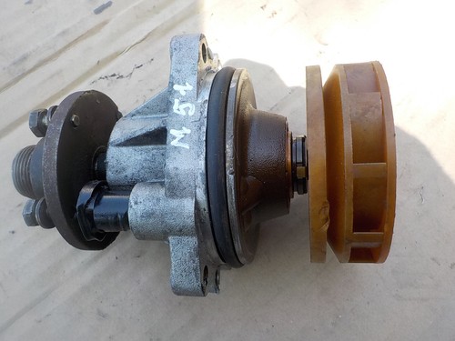 Pompe eau bmw - pompe,