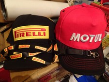 PIRELLI-MOTUL CASQUETTES