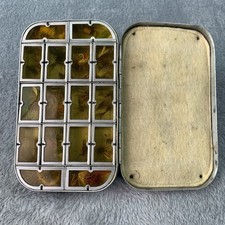 Vtg Richard Wheatley Fly Box