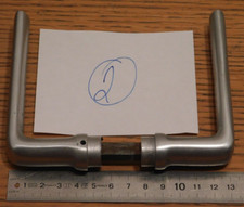 vintage ancienne 1960 POIGNEE de PORTE en métal ALU aluminium AXE CENTRAL 8MM