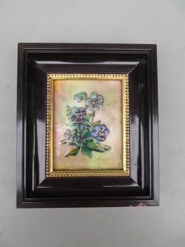 Ancien petit tableau émaux