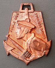 Insigne brut ecole des - brut,