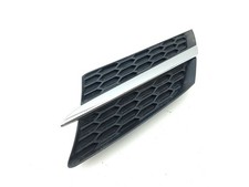 Toyota RAV 4 (XA40) Grille