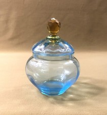 pot couvert / bonbonnière en