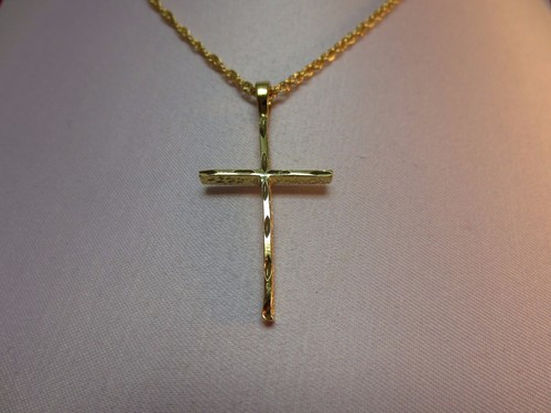 Charm religieux plat 14 - plat, or