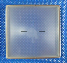 HASSELBLAD  : PRISME DE REGLAGE EN BON ETAT - REFERENCE 42250 - 5,5 X 5,5 CENTI.