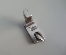 Pied ourleur 4 d'origine pour Machines à coudre Elna Supermatic