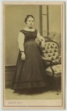 CDV circa 1870 Girard à Paris. Jeune femme enceinte. Peu courant.