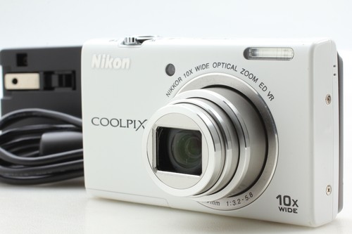 Near mint nikon - ],