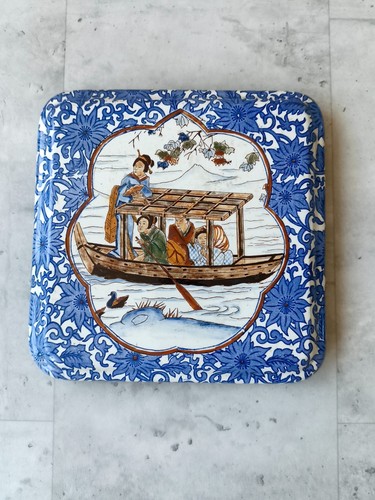 Faience gien dessous de - de,