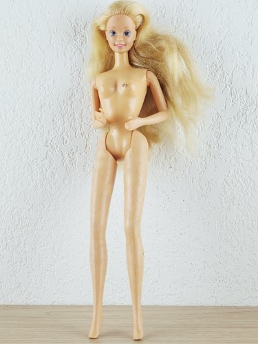 Ancien jouet barbie - ancien,