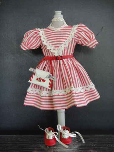 Robe pour poupée ancienne - ,