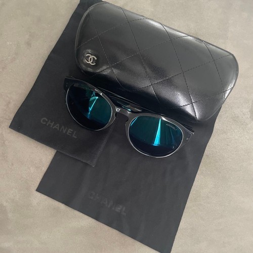 Lunettes soleil chanel - de,