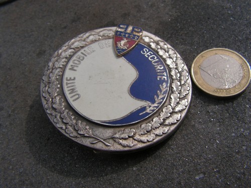 Plaque ancienne police - ancienne,