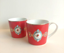 Sublime Duo de Tasses Porcelaine Rouge Médaillon Oiseau  Collection Pip Studio