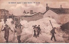 42 - LE BESSAT - SAN29678 - Après déjeuner, vite au ski